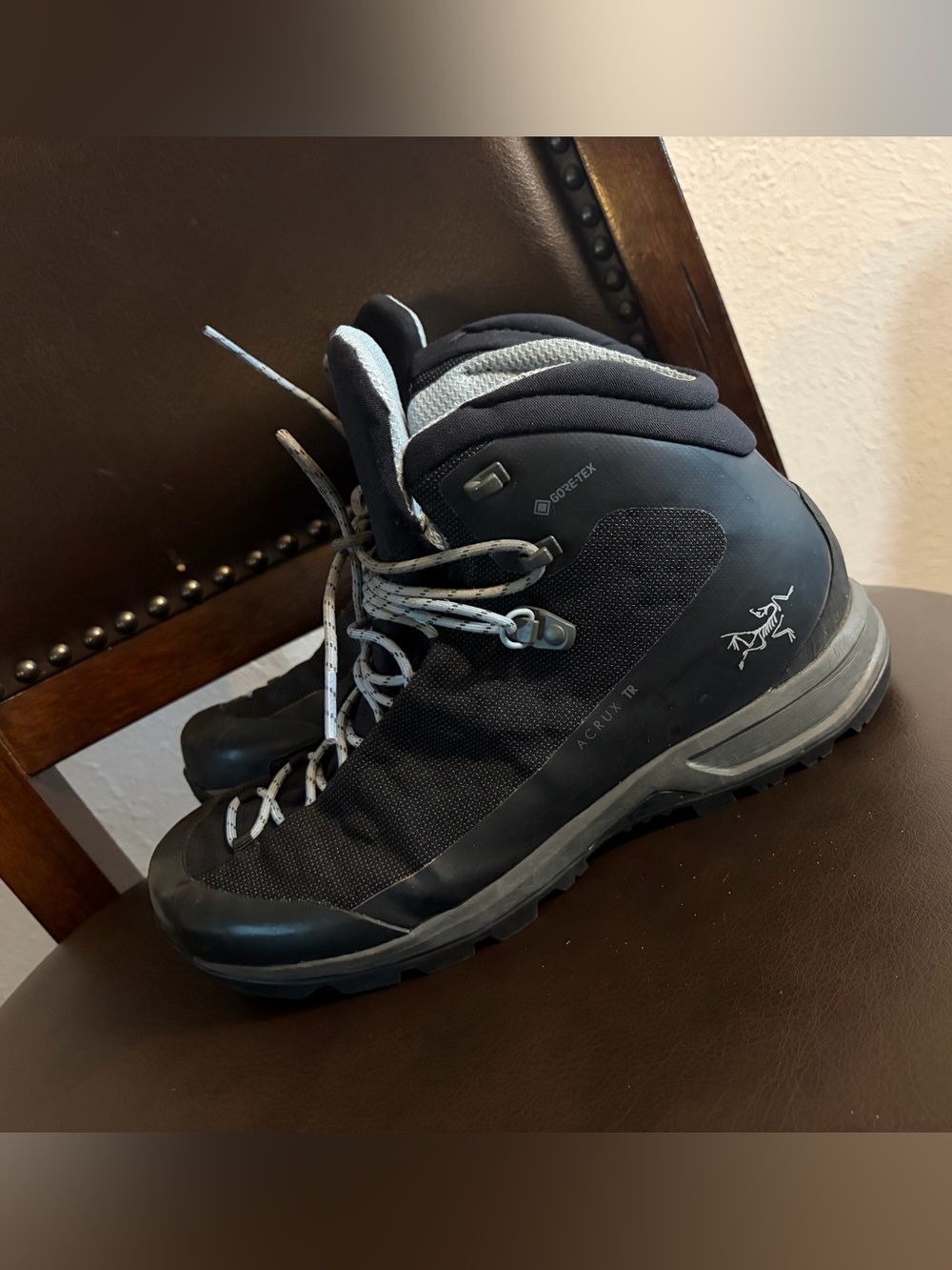 Arc'teryx Black Men's ACRUX TR Hiking Boots